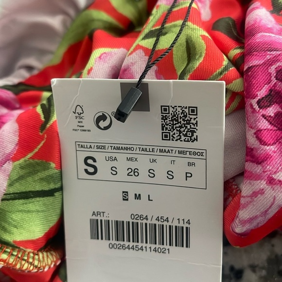 Zara Red Floral V-Neck Bodysuit NWT - Picture 9 of 11